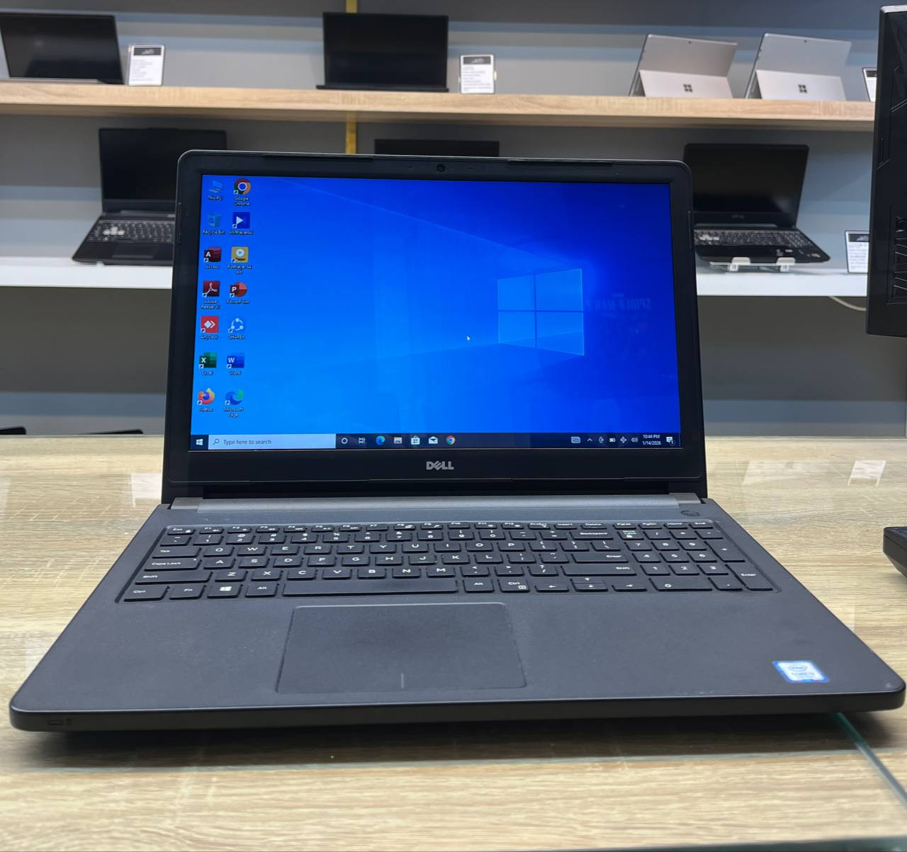 لپ تاپ کارکرده Dell insprion 5566 I3/8/256